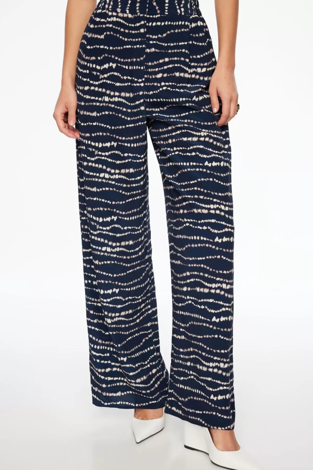 Dynamite Anika Wide Leg Pants Blue Sale