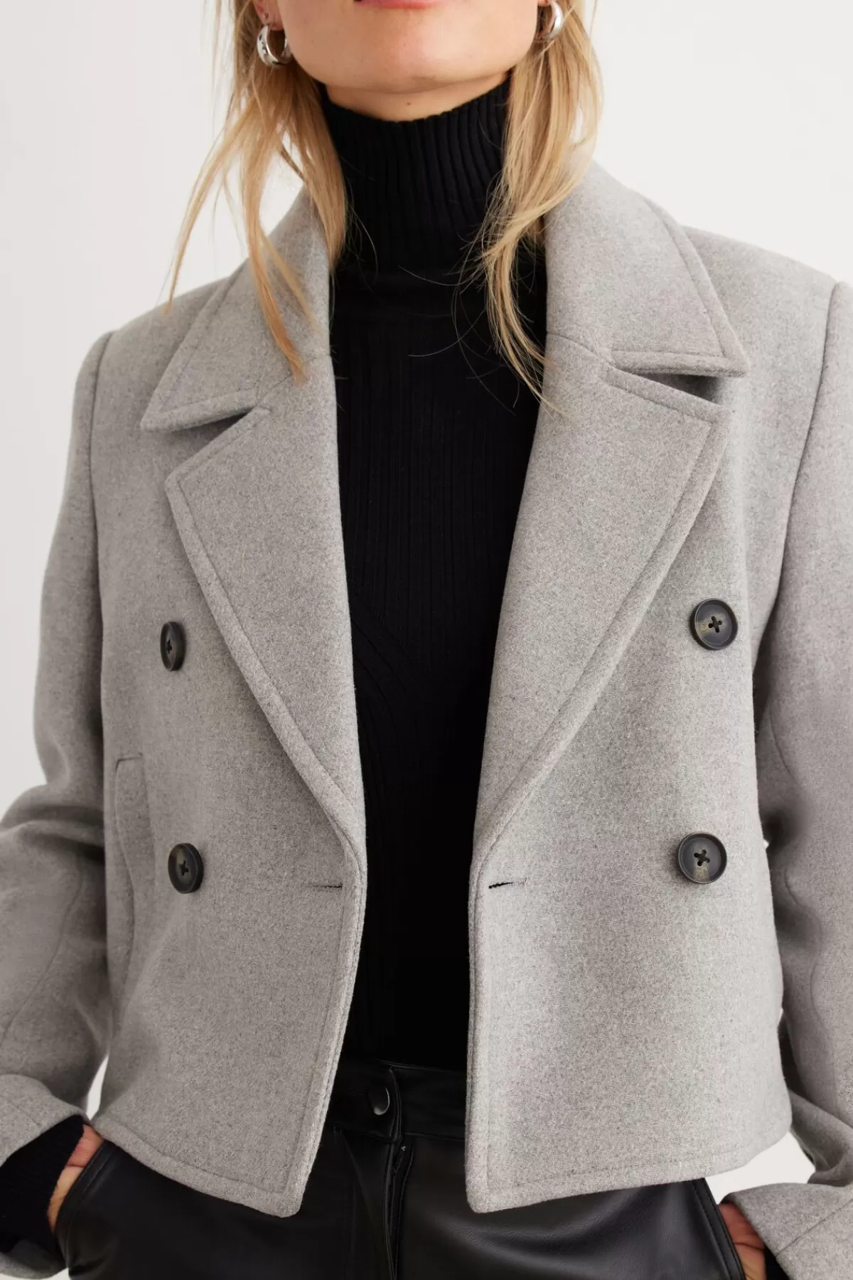 Dynamite Cropped Peacoat Gray Store