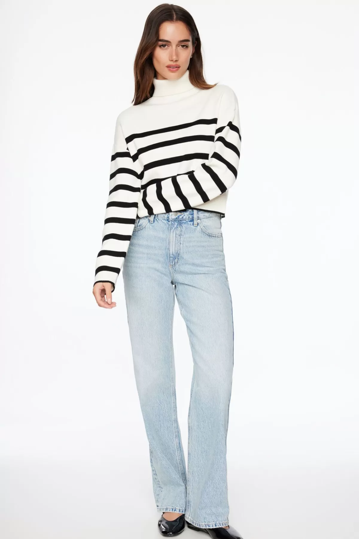 Dynamite Cropped Turtleneck Sweater White New