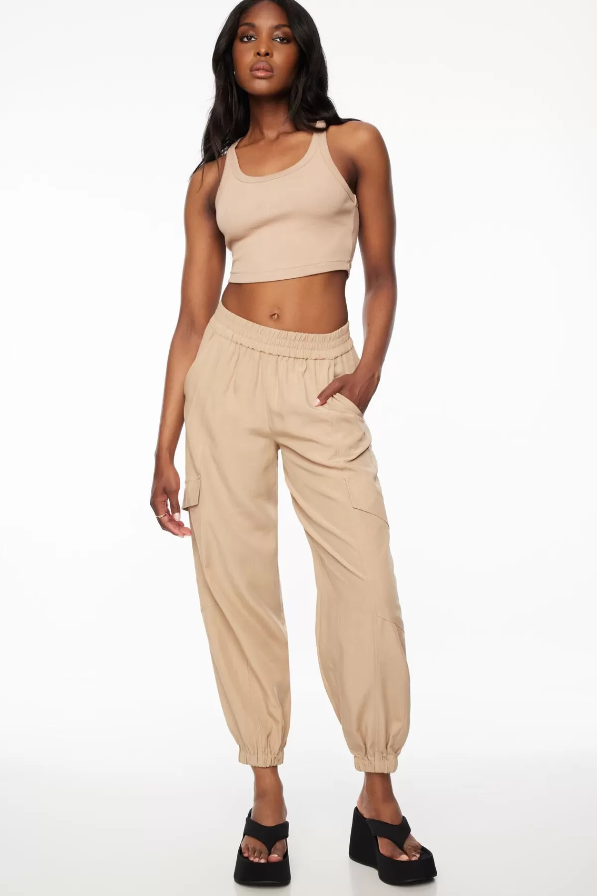 Dynamite Daria Utility Jogger Pants Brown New