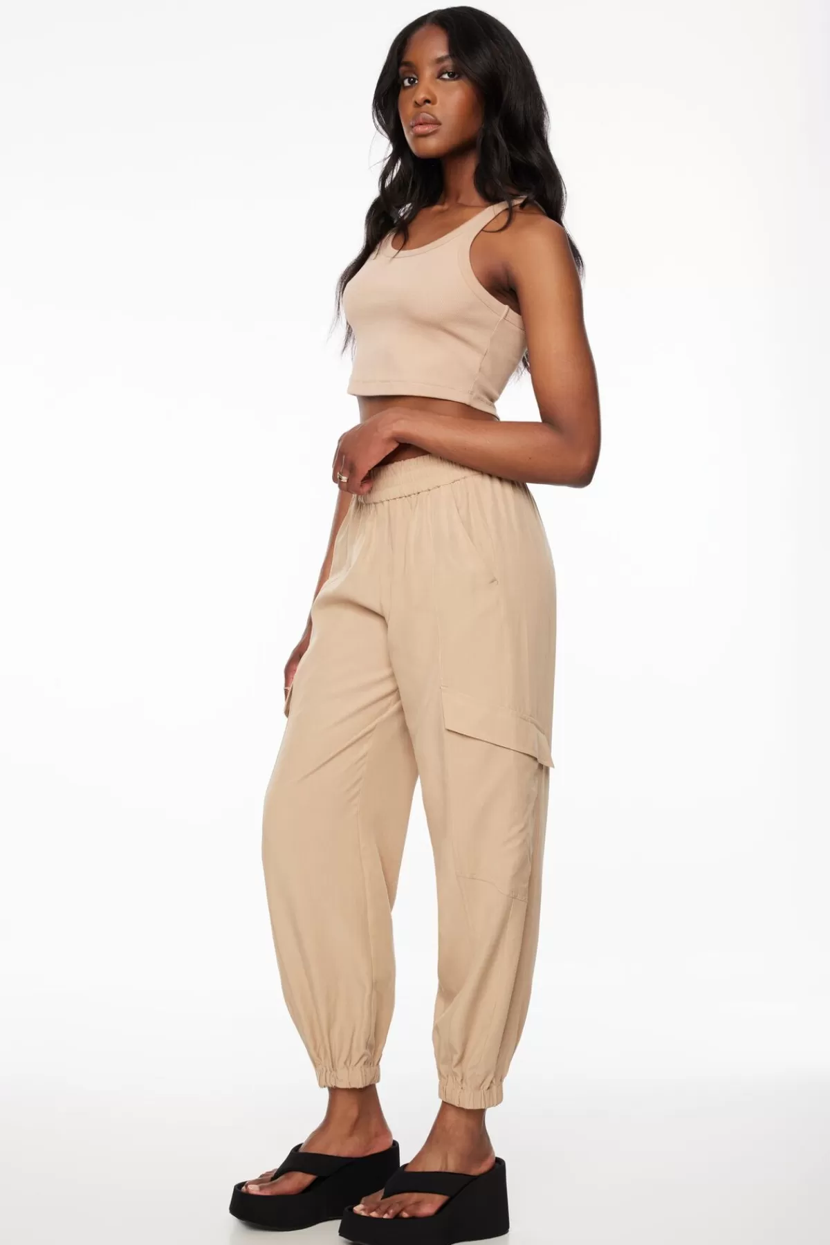 Dynamite Daria Utility Jogger Pants Brown New