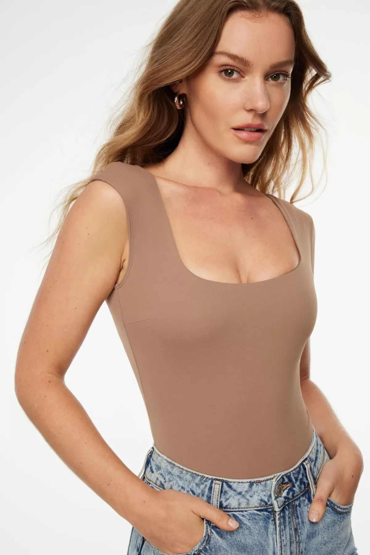 Dynamite Elle Open Back Jersey Bodysuit Brown New