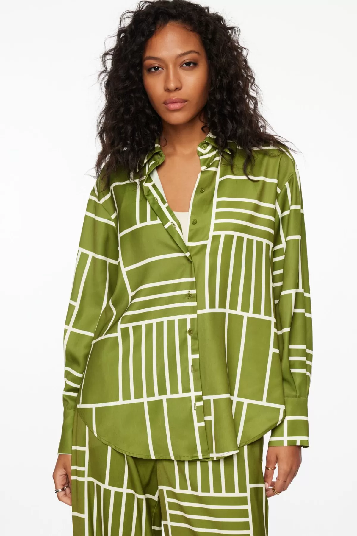 Dynamite Frida Satin Oversized Shirt Green Best