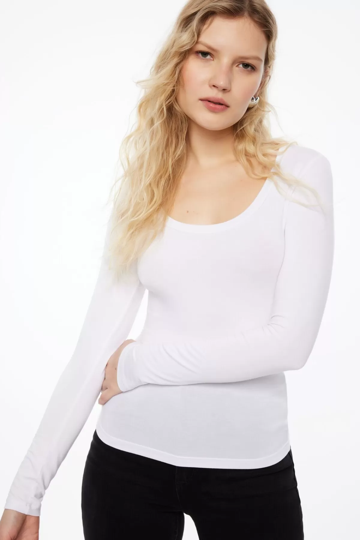 Dynamite Harlynn Long Sleeve Jersey Scoop Neck Top White Outlet