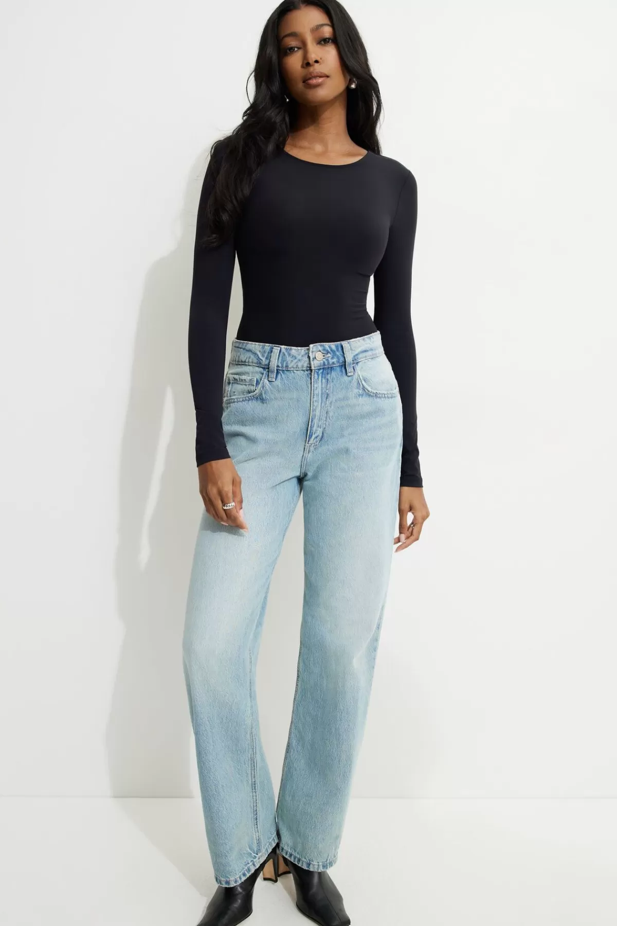 Dynamite Kyla Sculpt Crewneck Bodysuit Black Best Sale