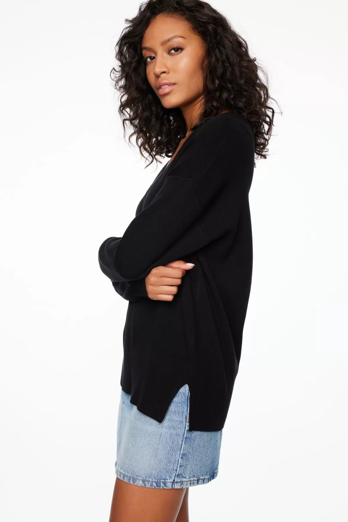 Dynamite Long Sleeve V-Neck Sweater Black Outlet