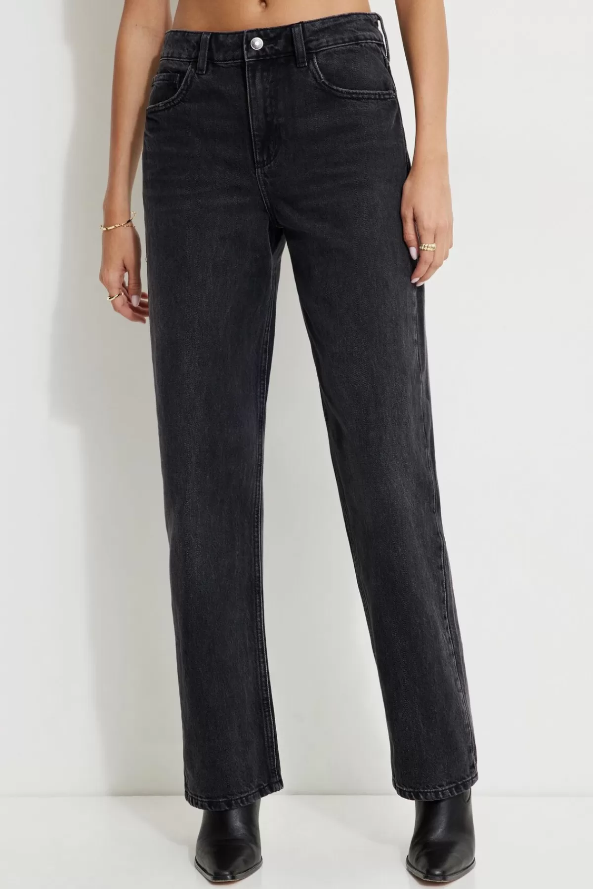 Dynamite Mika Relaxed Straight Jeans Black Best Sale