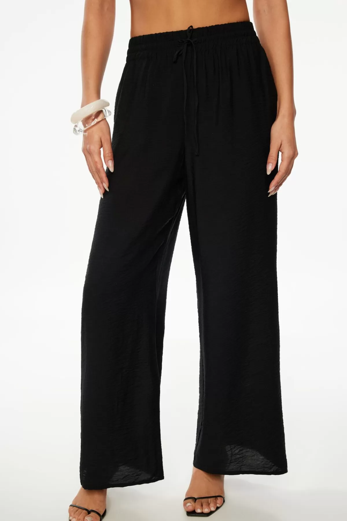 Dynamite Rafaelle Wide Leg Pants Black New