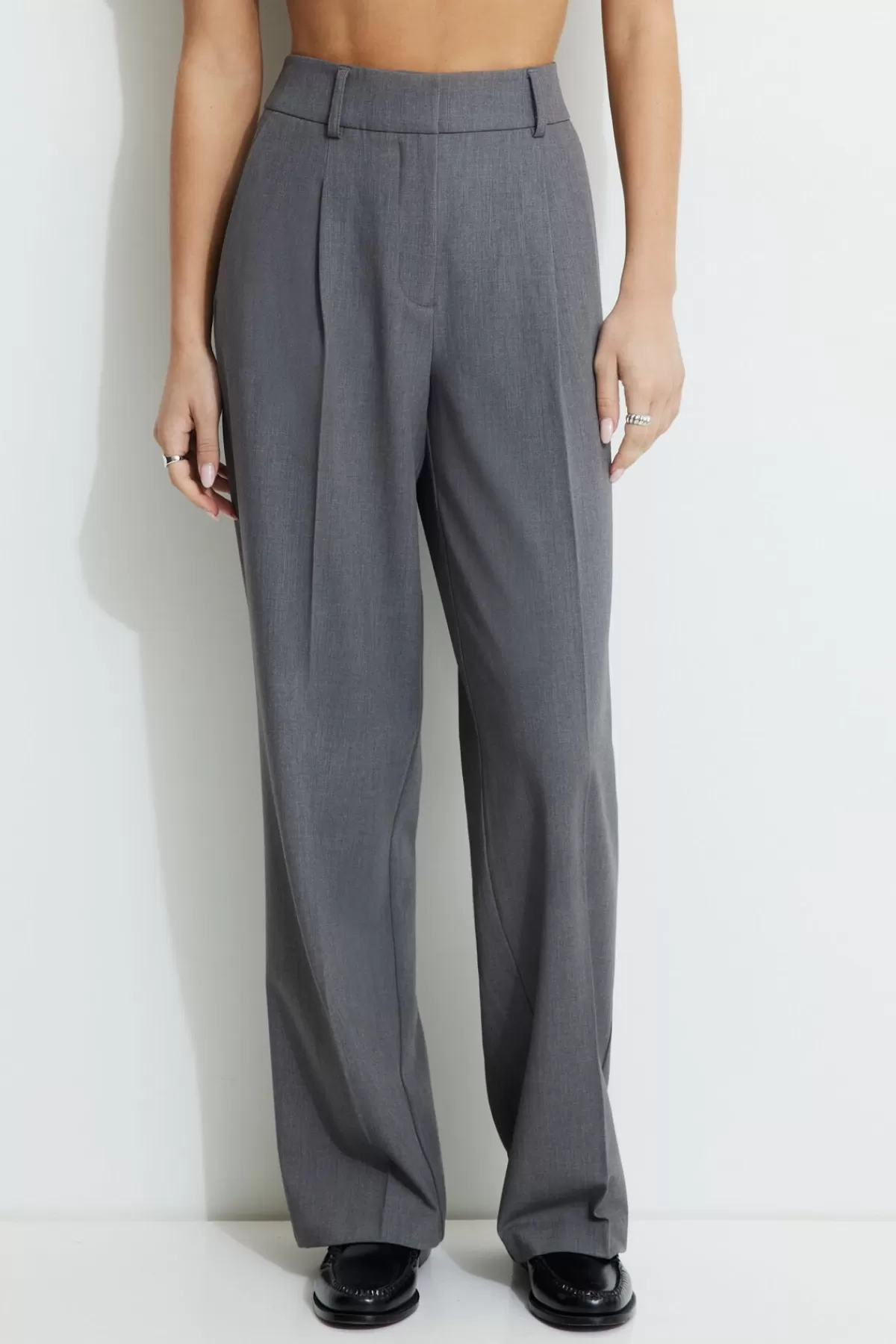 Dynamite Sofia Pleated Straight Leg Pants Gray Outlet